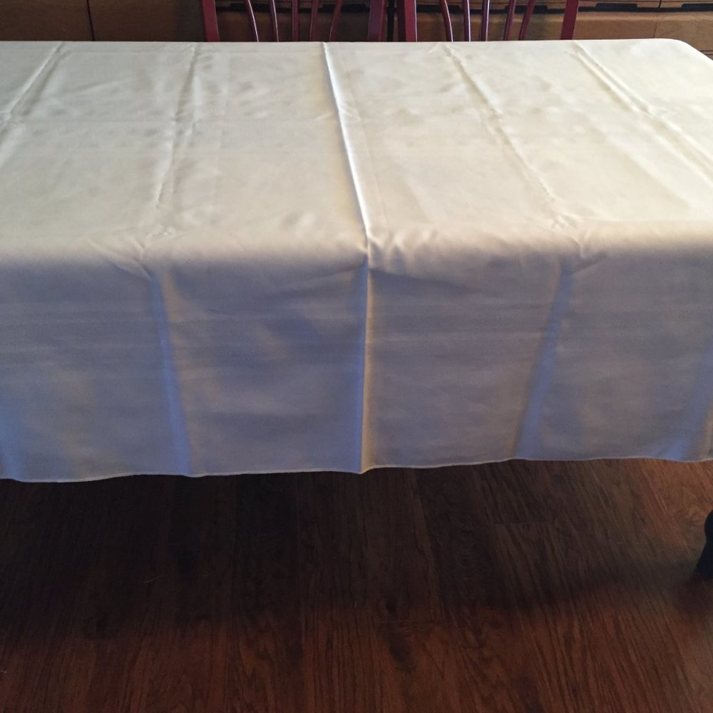 Tablecloth #2376